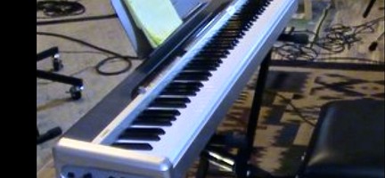 srs.studio.equipment.Privia Digital Piano